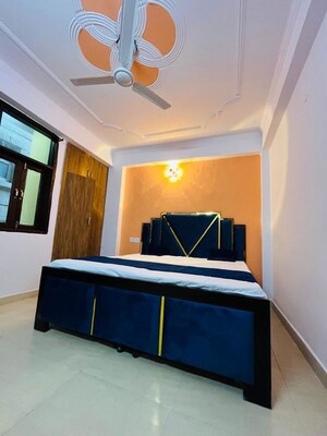 Bedroom in 1 BHK Apartment at Neb Sarai – for Rent