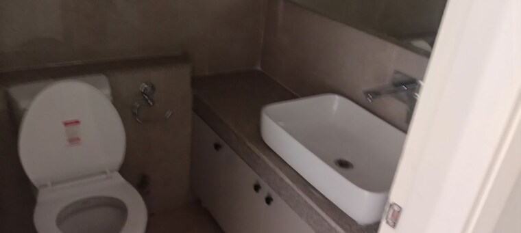 Bathroom, eldeco-live-by-the-greens 2 Bedroom 1137 Sq.Ft. Apartment In Sector 150 Noida 10689201