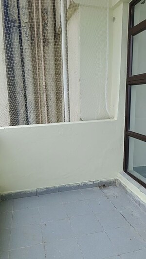 Balcony in 3 BHK Builder Floor at Palam Vihar – for Rent