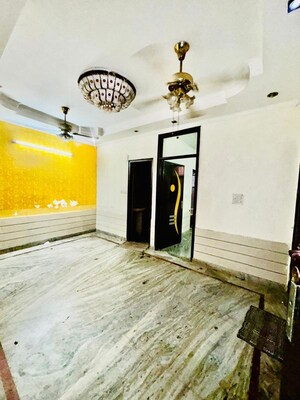 Bedroom in 1 BHK Apartment at Neb Sarai – for Rent