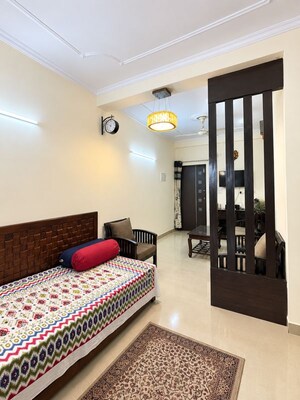 Bedroom in 2 BHK Builder Floor at Palam Vihar – for Rent