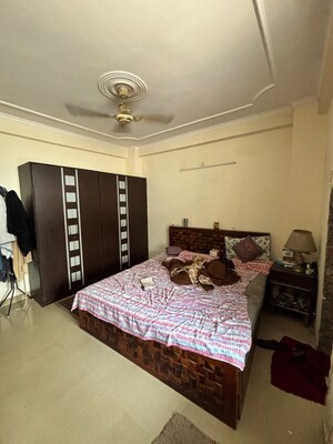 Bedroom in 2 BHK Builder Floor at Palam Vihar – for Rent