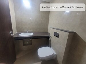 Washroom in 3 BHK Apartment at Sheth Montana, Mulund West – for Rent