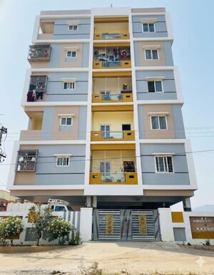 2 BHK Apartment For Sale in Group Apartment, Madhurawada