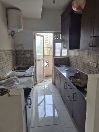 2.5 BHK +  1075 Sq.Ft. Apartment in Nimbus The Hyde park