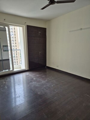3 BHK Apartment For Rent in Aditya Celebrity Homes, Sector 76