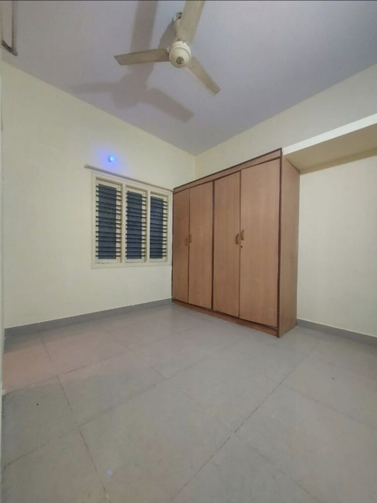 Room, btm layout stage 2 3 Bedroom 1300 Sq.Ft. Builder Floor In Btm Layout Stage 2 Bangalore 10689302
