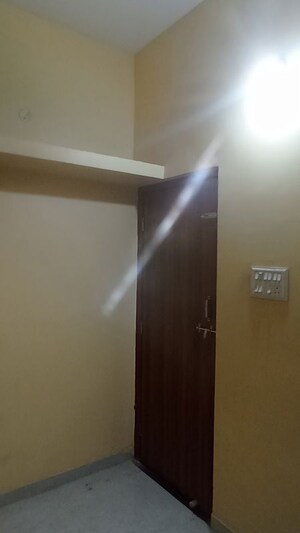 Room in 1 RK Independent House at Narsala – for Rent