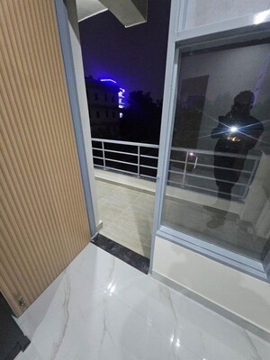 Balcony in 2 BHK Independent House at Sector 14 – for Rent