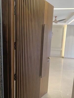 Balcony in 2 BHK Independent House at Sector 14 – for Rent