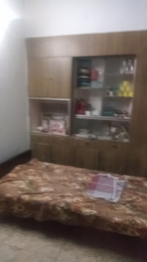 Furnished Amenities in 2 BHK Independent House at Sector 37 – for Rent
