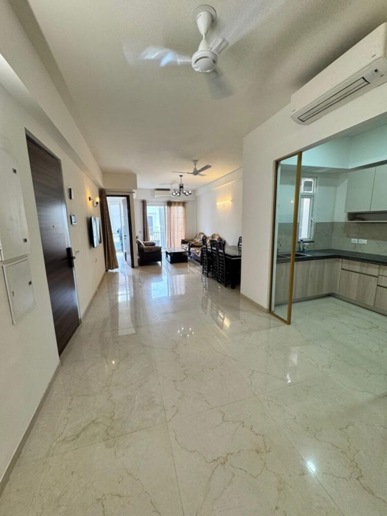  Parking, smart-world-orchard 3 Bedroom 1630 Sq.Ft. Builder Floor In Sector 61 Gurgaon 10689304