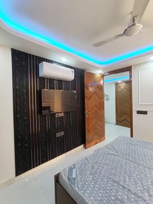 Bedroom in 2 BHK Builder Floor at Sector 42 – for Rent