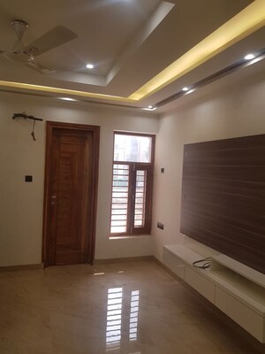 Building Lobby in 3 BHK Builder Floor at Parklands, Sector 85 – for Sale