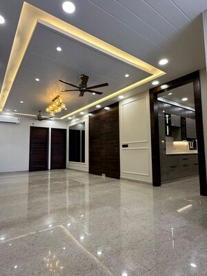 3 BHK Builder Floor For Sale in Sushant Lok ii