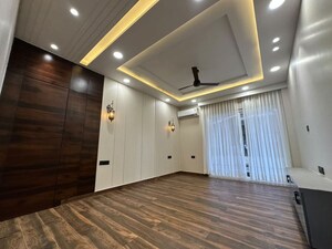 Building Lobby in 3 BHK Builder Floor at Sushant Lok ii – for Sale