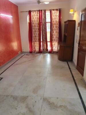 Living Room in 3 BHK Villa at Sushant Lok I – for Rent