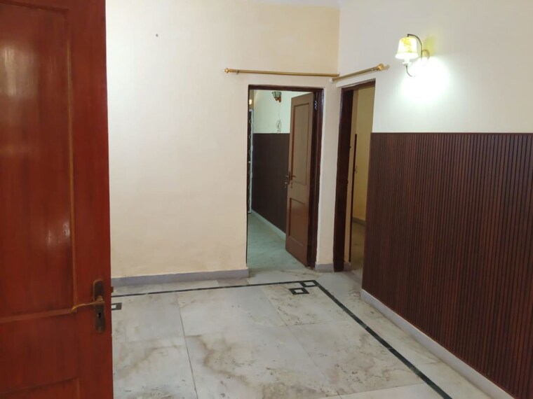 Room, sushant lok i 3 Bedroom 1450 Sq.Ft. Villa In Sushant Lok I Gurgaon 10689410