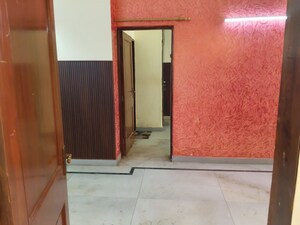 Room in 3 BHK Villa at Sushant Lok I – for Rent