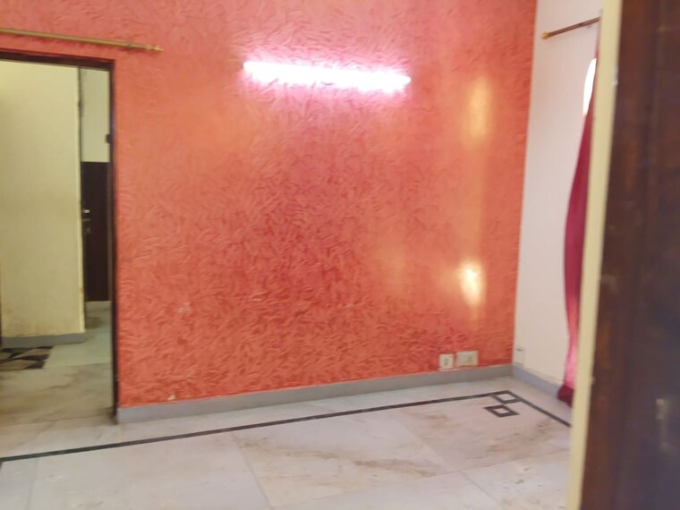 Room, sushant lok i 3 Bedroom 1450 Sq.Ft. Villa In Sushant Lok I Gurgaon 10689410