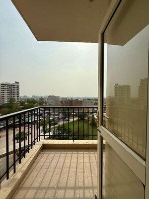 Balcony in 3 BHK Apartment at Ambala Highway – for Rent