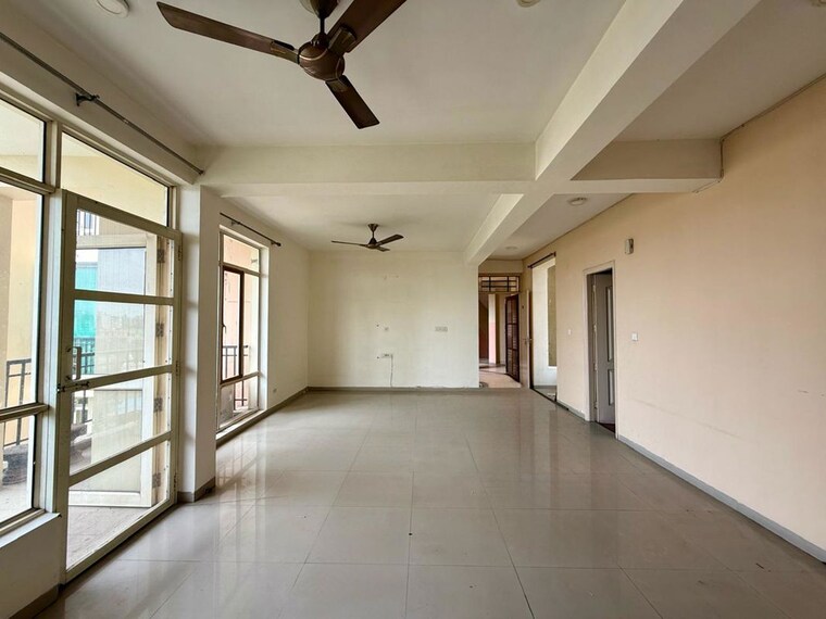 undefined, ambala highway 3 Bedroom 1750 Sq.Ft. Apartment In Ambala Highway Zirakpur 10689416