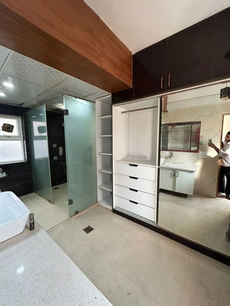 Kitchen, rps-savana 4 Bedroom 2360 Sq.Ft. Apartment In Sector 88 Faridabad 10688306