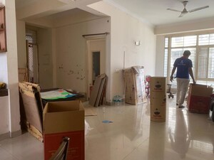 Building Lobby in 4 BHK Apartment at Eldeco Elegante, Vibhuti Khand – for Rent