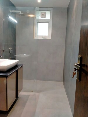 Bathroom in 3 BHK Builder Floor at Sector 43 – for Rent
