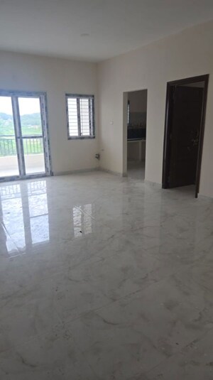 Room in 2 BHK Apartment at Ameenpur – for Sale