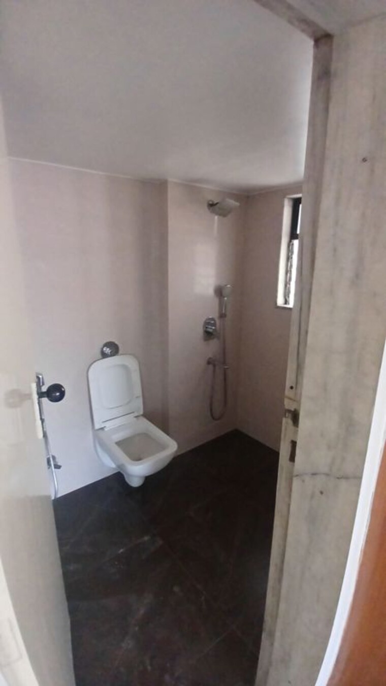 Bathroom, indradarshan-ii 2 Bedroom 760 Sq.Ft. Apartment In Oshiwara Mumbai 10689457