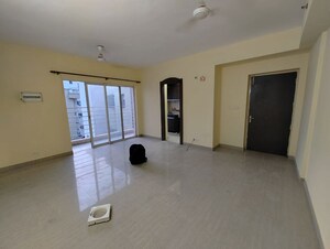 2 BHK Apartment For Sale in Paras Tierea, Sector 137
