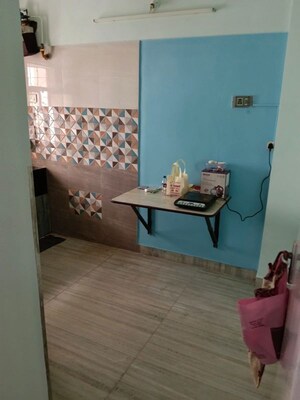 Bedroom in 2 BHK Apartment at Mulund East – for Rent