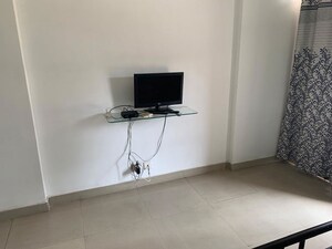 Furnished Amenities in 2 BHK Apartment at Supertech Cape Town, Sector 74 – for Rent