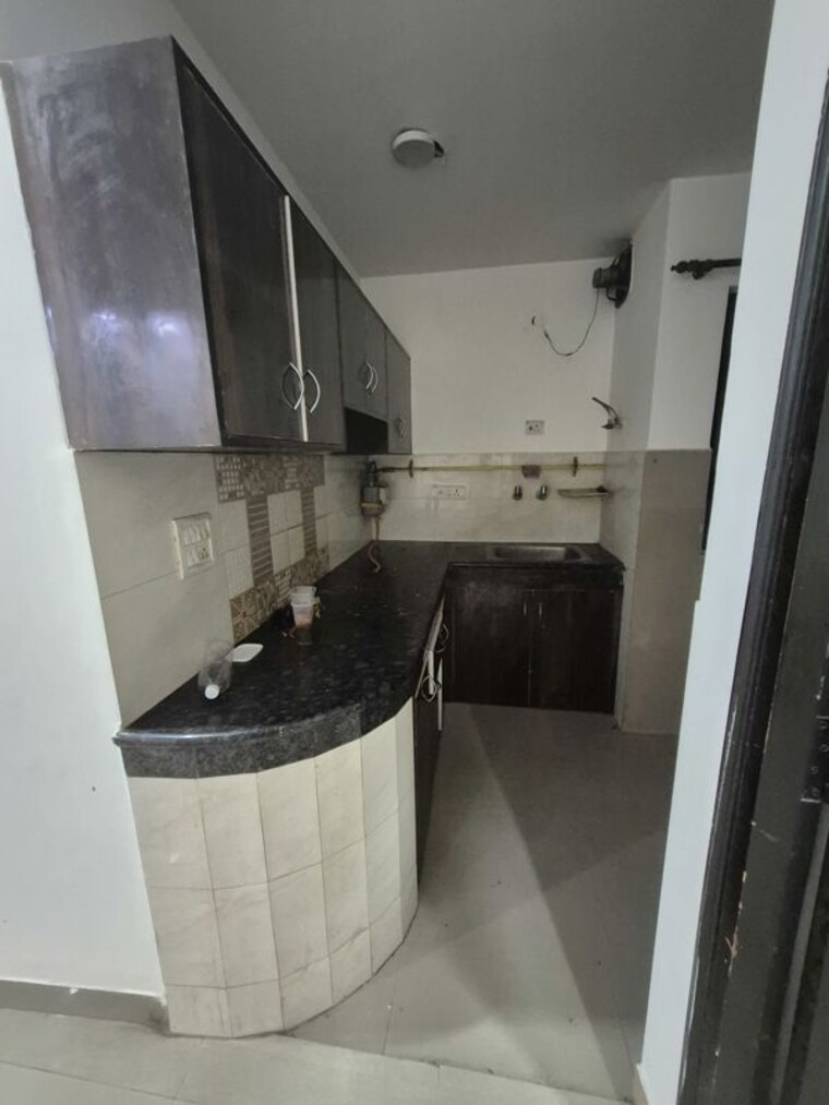 Kitchen, mayur vihar 1.5 Bedroom 400 Sq.Ft. Builder Floor In Mayur Vihar Delhi 10689495