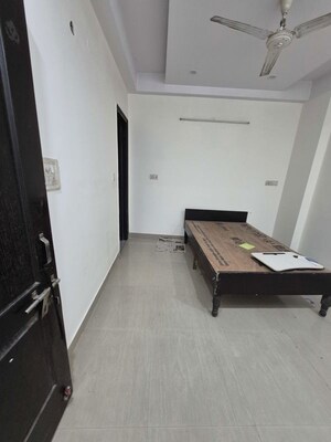 1.5 BHK Builder Floor For Rent in Mayur Vihar
