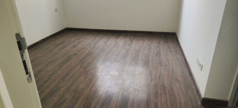 Room, sector 23 3 Bedroom 1550 Sq.Ft. Builder Floor In Sector 23 Gurgaon 10689503
