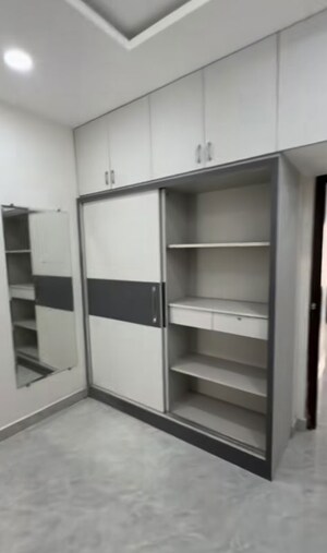 Room in 1 BHK Apartment at Bholenath Chembur Castle, Chembur – for Sale