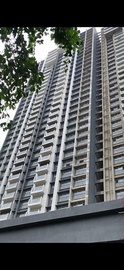 2 BHK Apartment For Rent in Sheth 72 West