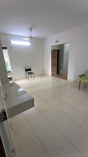 Living Room in 2 BHK Apartment at Dadar West – for Rent