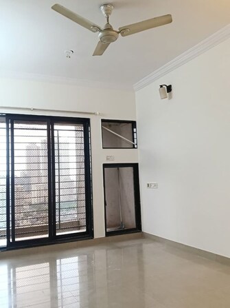 2 BHK +  700 Sq.Ft. Apartment in Swapnalok Towers