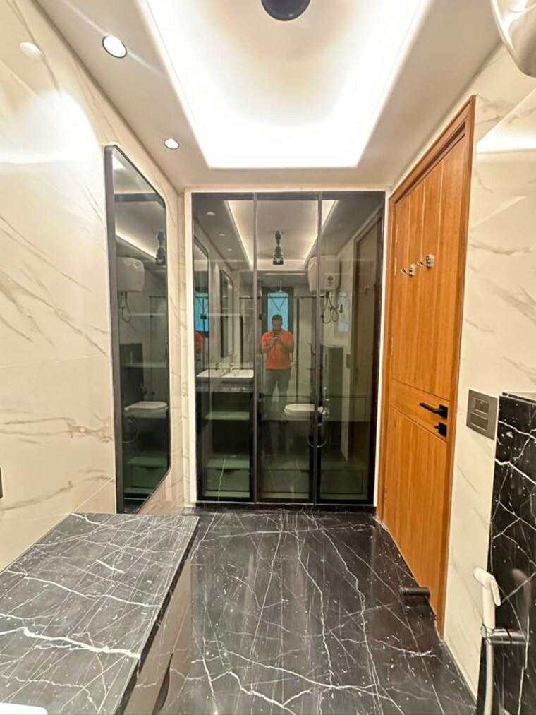 Bedroom, sarvodaya enclave 3 Bedroom 1800 Sq.Ft. Builder Floor In Sarvodaya Enclave Delhi 10689611