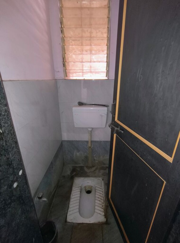 Bathroom, balaji-apartment-mundhwa 1 Bedroom 500 Sq.Ft. Apartment In Mundhwa Pune 10689607
