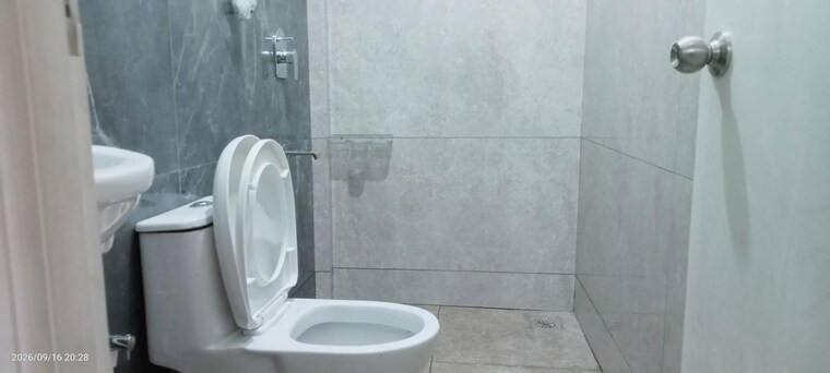 Bathroom, sree-sai-residency-whitefield 2 Bedroom 1180 Sq.Ft. Apartment In Whitefield Bangalore 10689025