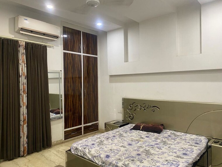 Bedroom, ansals sushant city 3 Bedroom 2100 Sq.Ft. Builder Floor In Ansals Sushant City Panipat 10689631