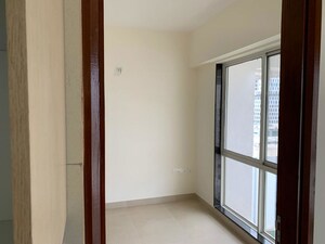 Room in 2 BHK Apartment at DGS Sheetal Ekta, Malad East – for Rent