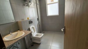 Bathroom in 4 BHK Builder Floor at SS Linden, Sector 84 – for Sale
