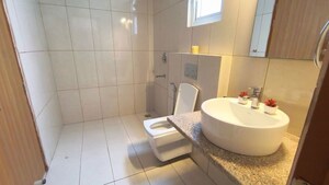 Bathroom in 4 BHK Builder Floor at SS Linden, Sector 84 – for Sale