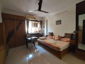 Living Room in 3 BHK Apartment at Thane West – for Rent