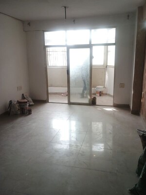 Room in 3 BHK Apartment at KDP Grand Savanna, Raj Nagar Extension – for Rent